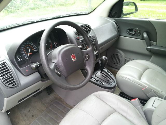 Saturn VUE 2002 photo 3