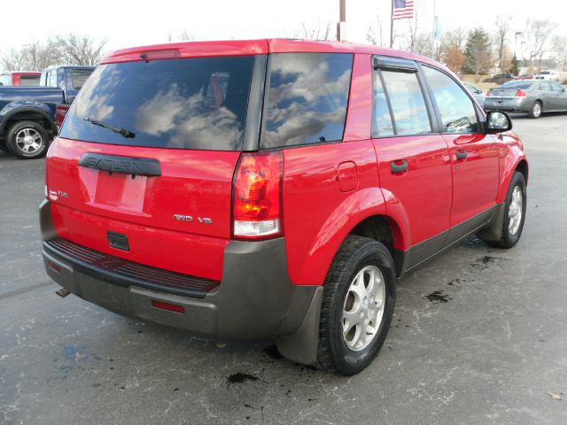 Saturn VUE 2002 photo 2