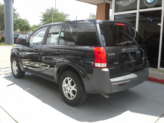 Saturn VUE 2002 photo 2