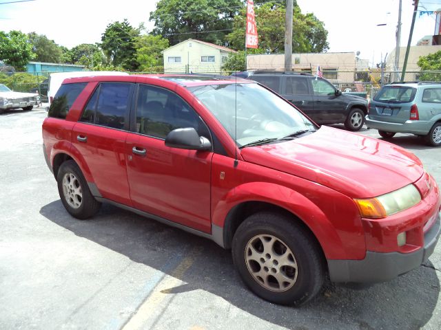 Saturn VUE 2002 photo 2