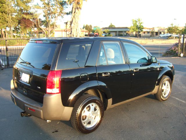 Saturn VUE 2003 photo 2