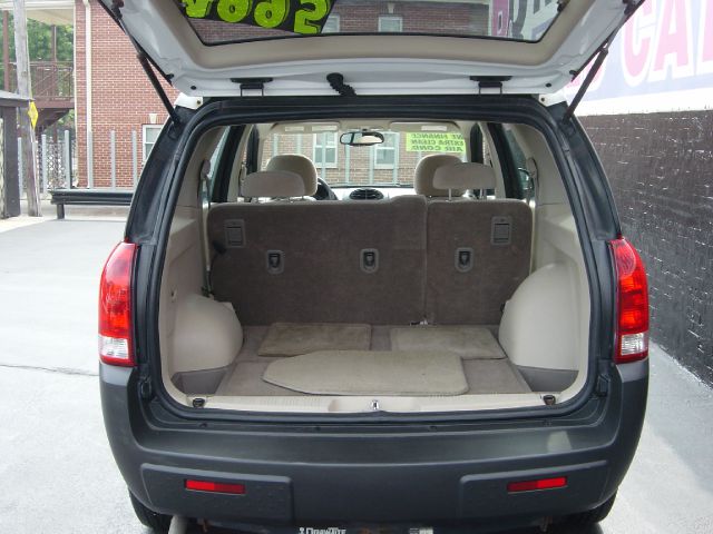 Saturn VUE 2003 photo 16