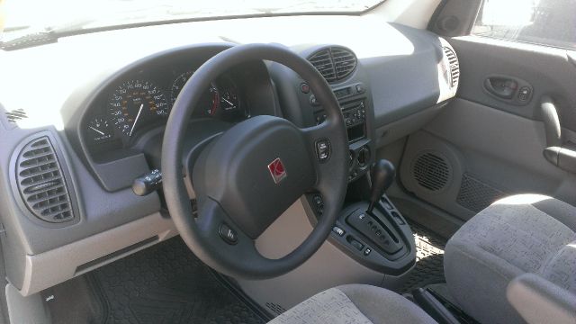 Saturn VUE 2003 photo 1