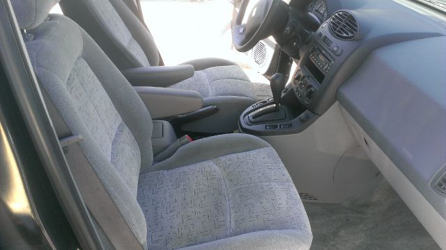 Saturn VUE 2003 photo 5