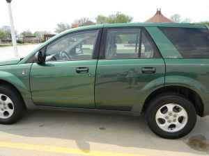 Saturn VUE 2003 photo 1