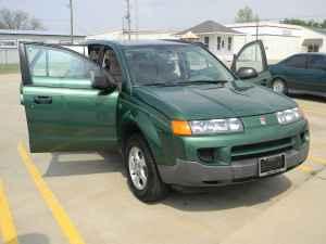 Saturn VUE 2003 photo 2