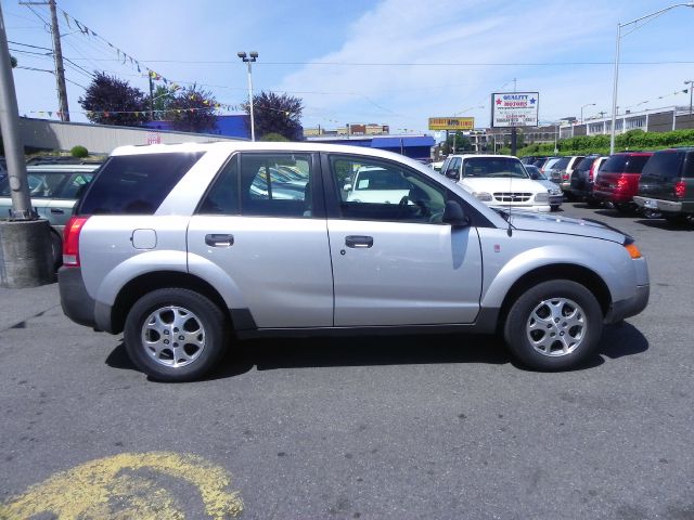 Saturn VUE 2003 photo 3