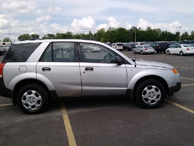 Saturn VUE 2003 photo 1