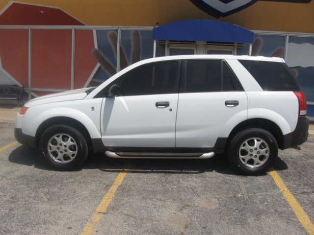 Saturn VUE 2003 photo 3