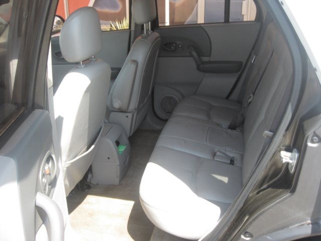 Saturn VUE 2003 photo 4