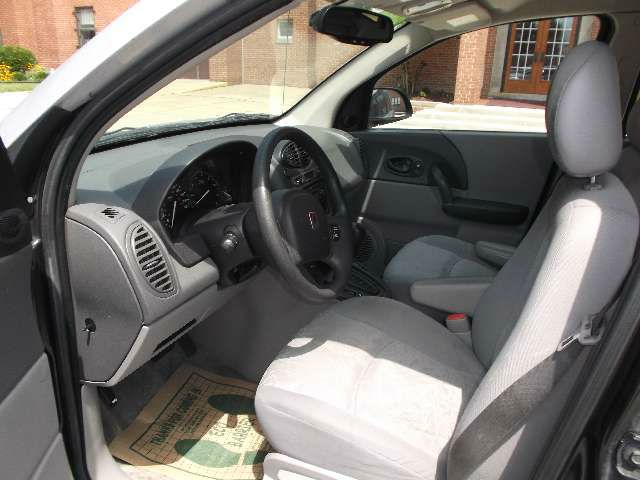 Saturn VUE 2003 photo 3