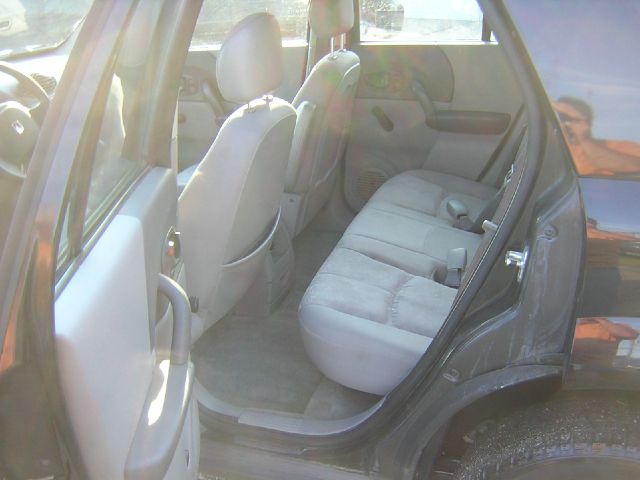 Saturn VUE 2003 photo 6