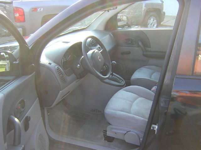 Saturn VUE 2003 photo 9