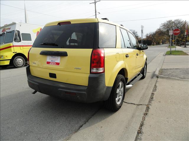 Saturn VUE 2003 photo 2