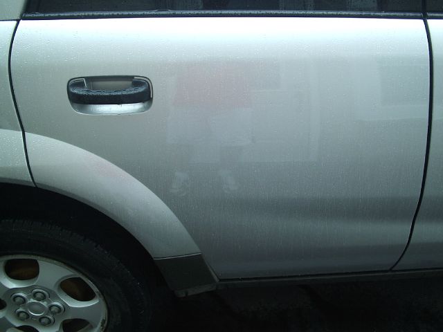 Saturn VUE 2003 photo 19