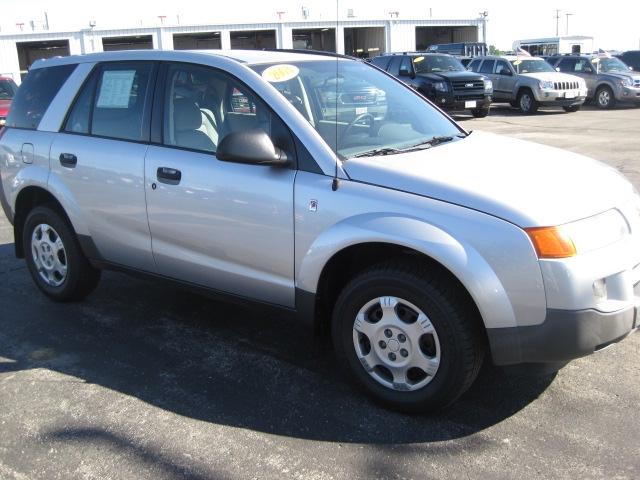 Saturn VUE 2003 photo 2