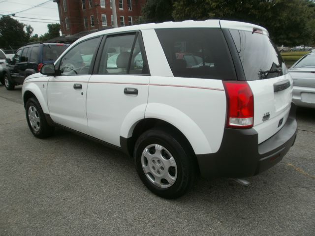 Saturn VUE 2003 photo 1