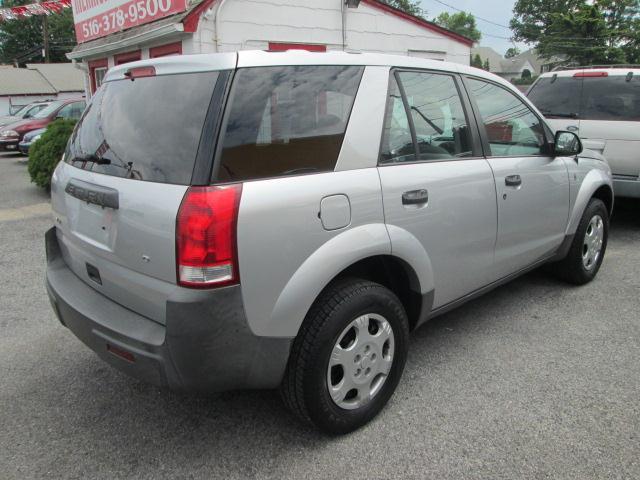 Saturn VUE 2003 photo 4