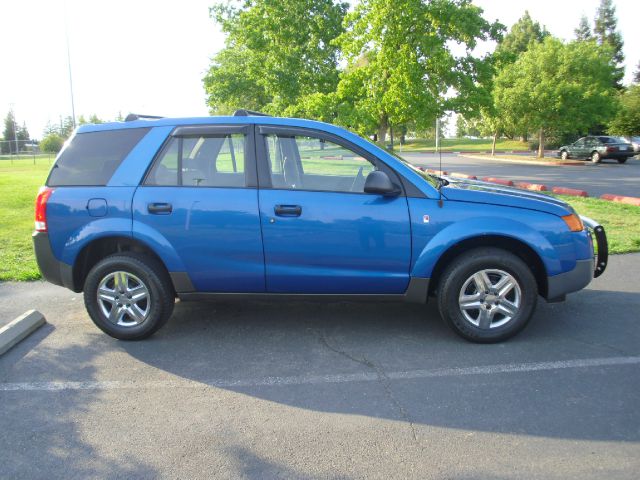 Saturn VUE 2003 photo 4