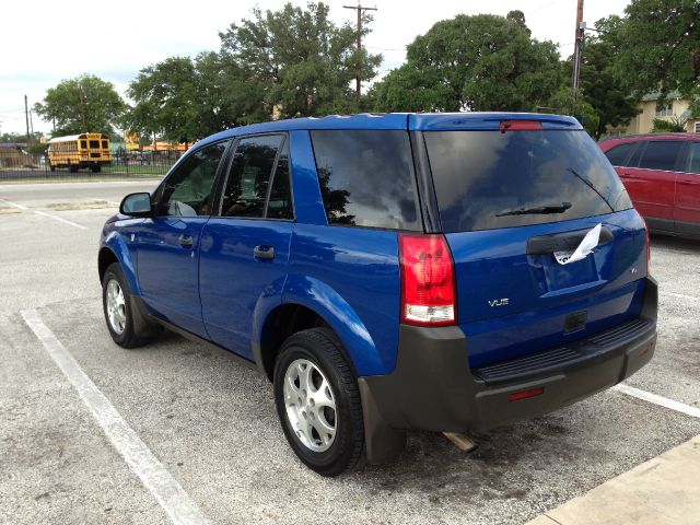 Saturn VUE 2003 photo 1