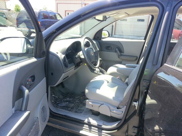 Saturn VUE 2003 photo 5