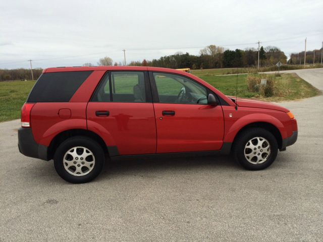 Saturn VUE 2003 photo 2