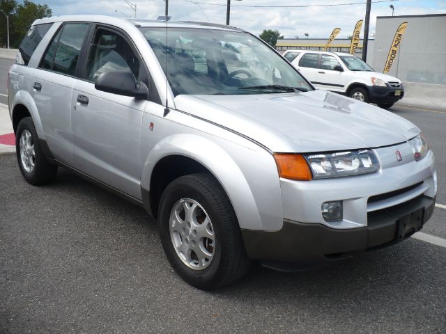 Saturn VUE 2003 photo 1