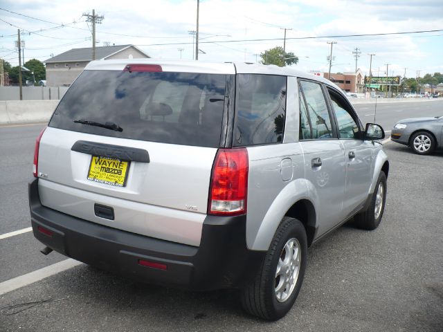 Saturn VUE 2003 photo 2