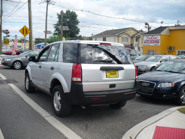 Saturn VUE 2003 photo 3