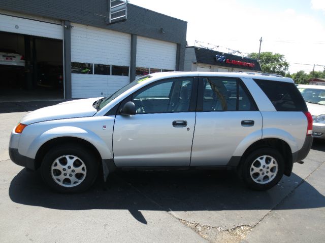 Saturn VUE 2003 photo 2