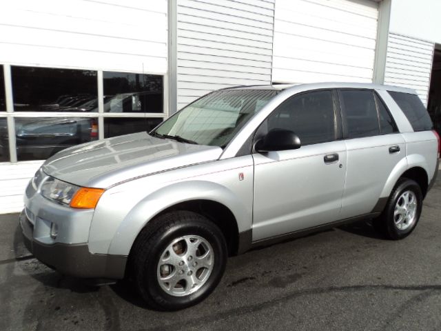 Saturn VUE 2003 photo 1