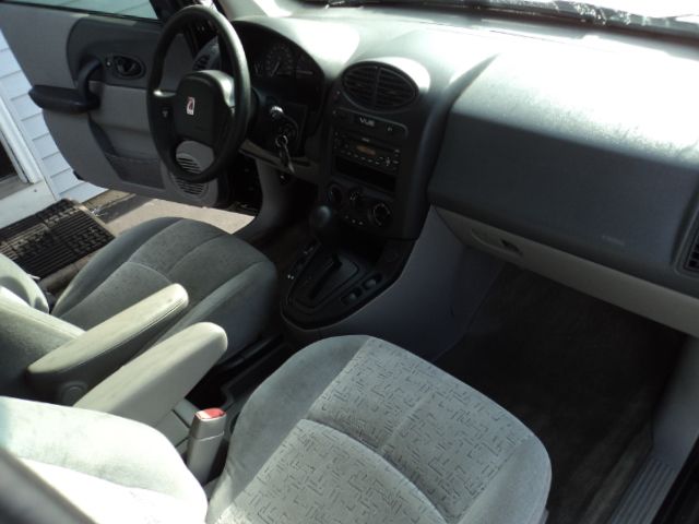 Saturn VUE 2003 photo 28