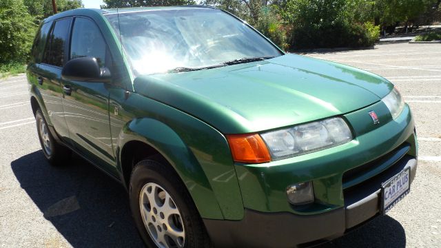 Saturn VUE 2003 photo 1