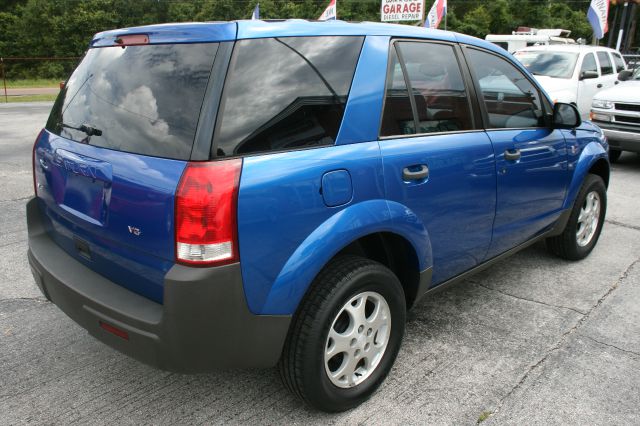 Saturn VUE 2003 photo 2