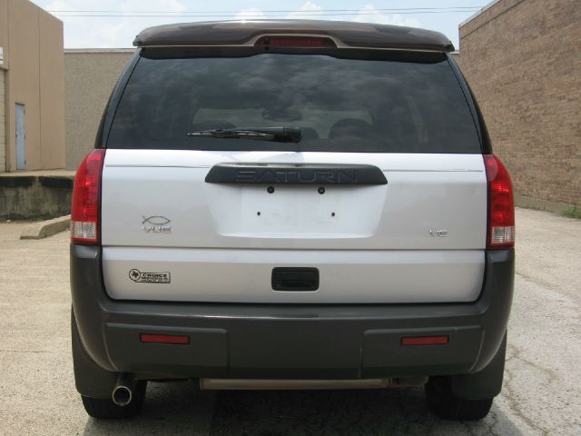 Saturn VUE 2003 photo 2