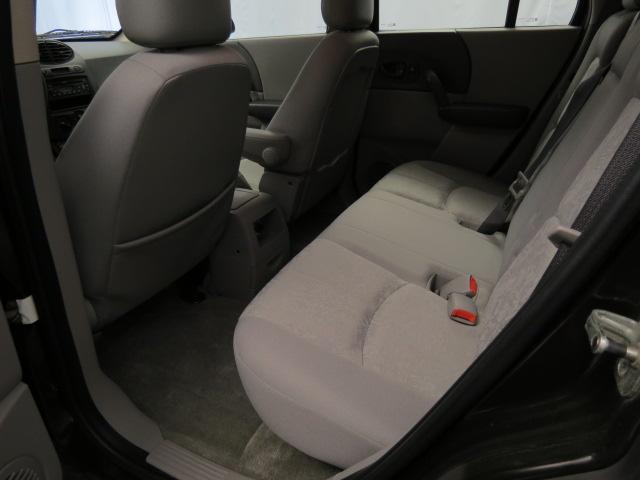 Saturn VUE 2003 photo 16