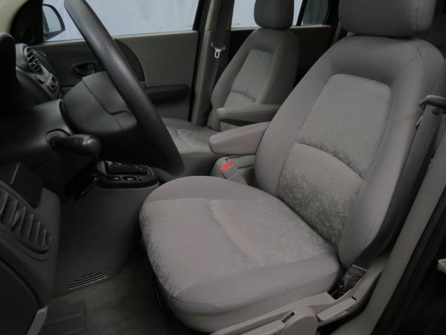 Saturn VUE 2003 photo 28