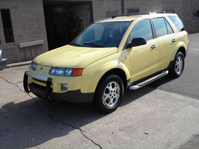 Saturn VUE 2003 photo 2