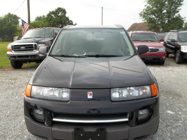 Saturn VUE 2004 photo 2