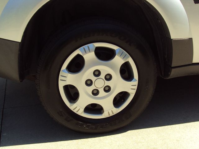 Saturn VUE 2004 photo 9