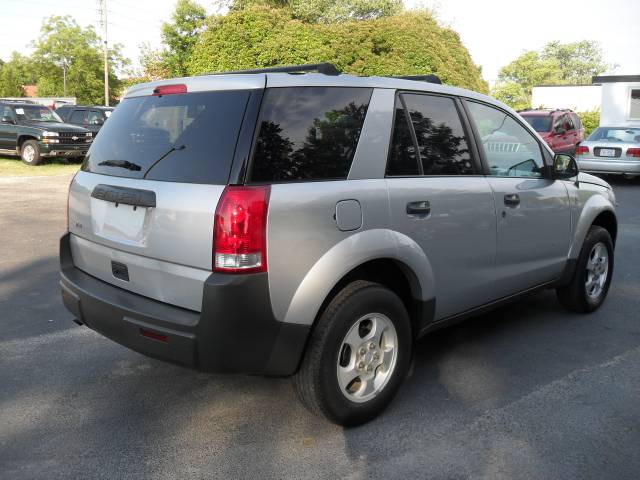 Saturn VUE 2004 photo 5