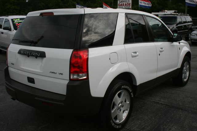 Saturn VUE 2004 photo 21