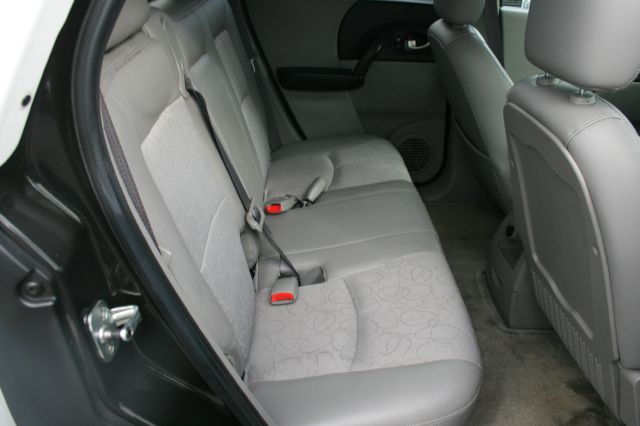 Saturn VUE 2004 photo 29