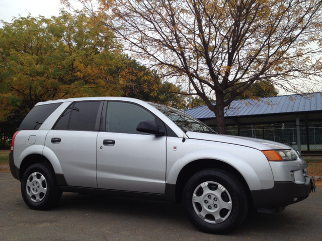 Saturn VUE 2004 photo 4