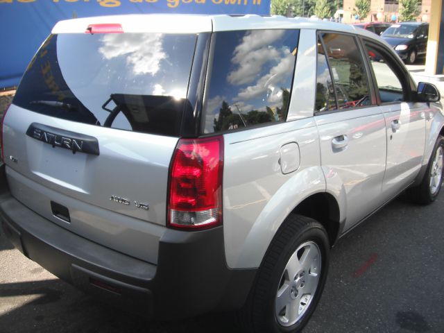 Saturn VUE 2004 photo 4