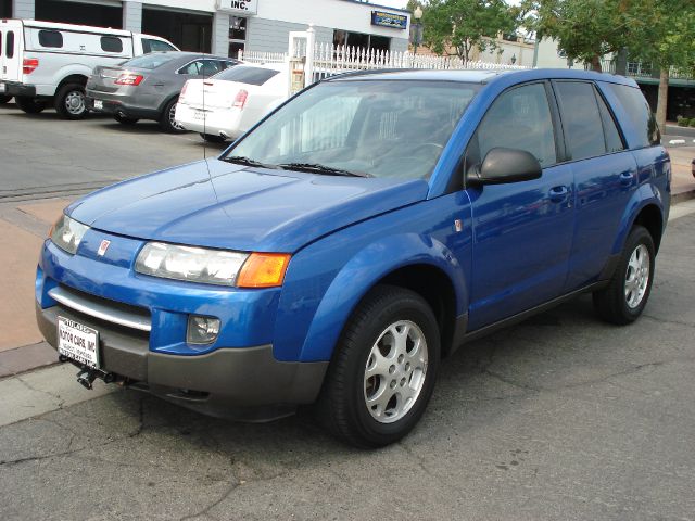 Saturn VUE 2004 photo 2