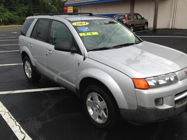 Saturn VUE 2004 photo 3