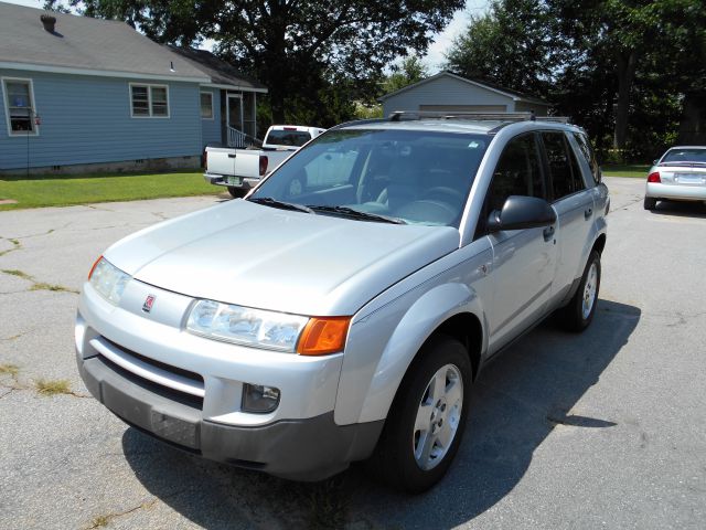 Saturn VUE 2004 photo 3