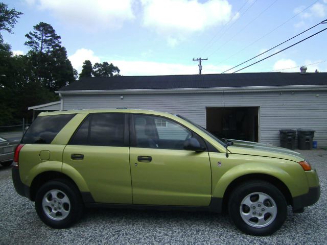 Saturn VUE 2004 photo 10