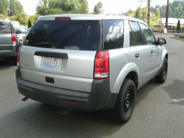 Saturn VUE 2004 photo 4